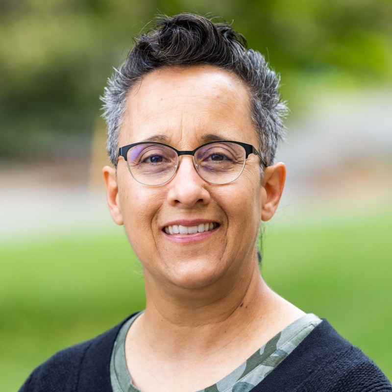 Laurie Ogg portrait of her being outdoors